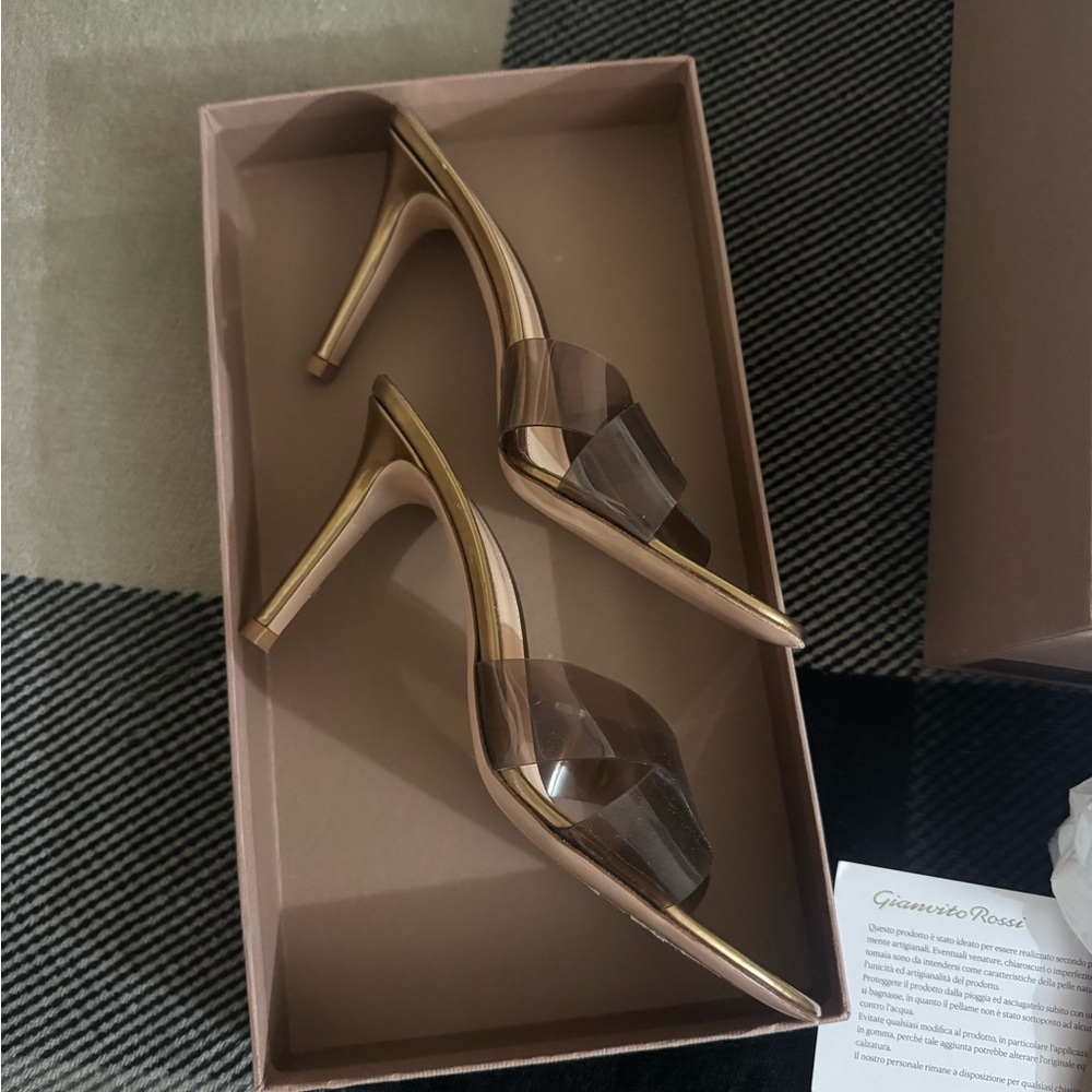 Gianvito Rossi PVC Blush Mules - Picture 2 of 7